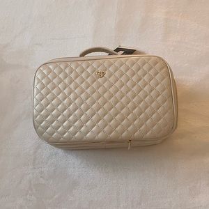 PurseN Amour Makeup Travel Case